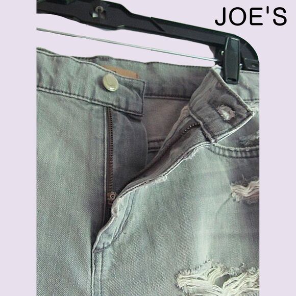 JOE's NEW GABRIELLE Grunge Distressed Denim Cut Off Shorts 30 - Picture 4 of 12
